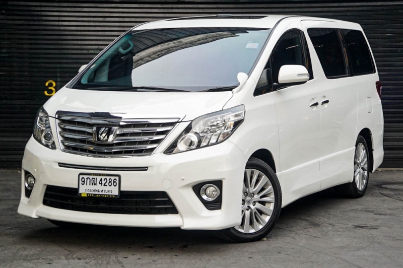 2013 TOYOTA ALPHARD 2.4