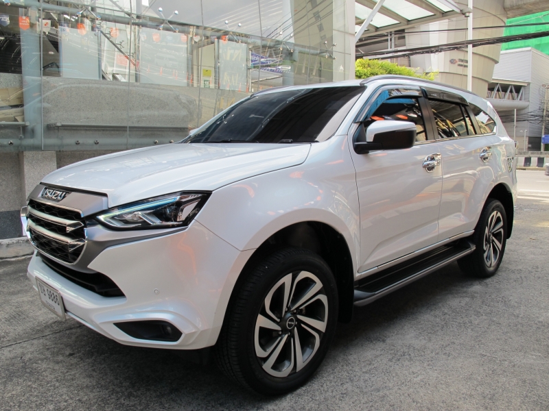 2022 ISUZU MU-X 1.9 ULTIMATE 2WD