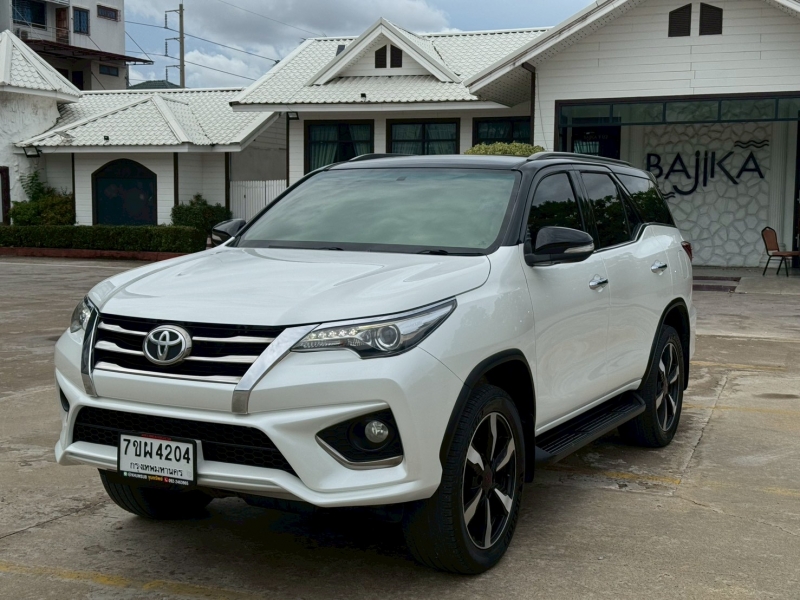 2016 TOYOTA FORTUNER 2.8 TRD Sportivo 4WD