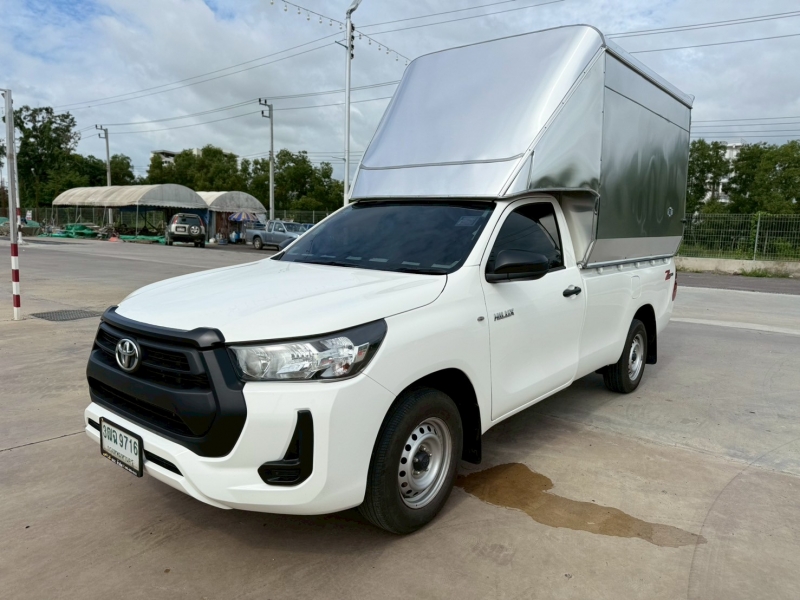 2021 TOYOTA HILUX REVO