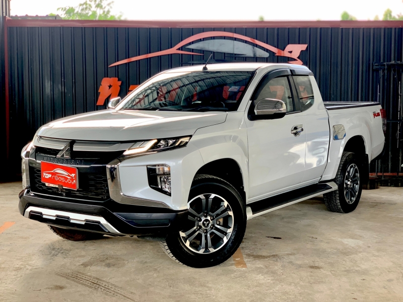2019 MITSUBISHI TRITON DOUBLE CAB 2.4 GLX PLUS