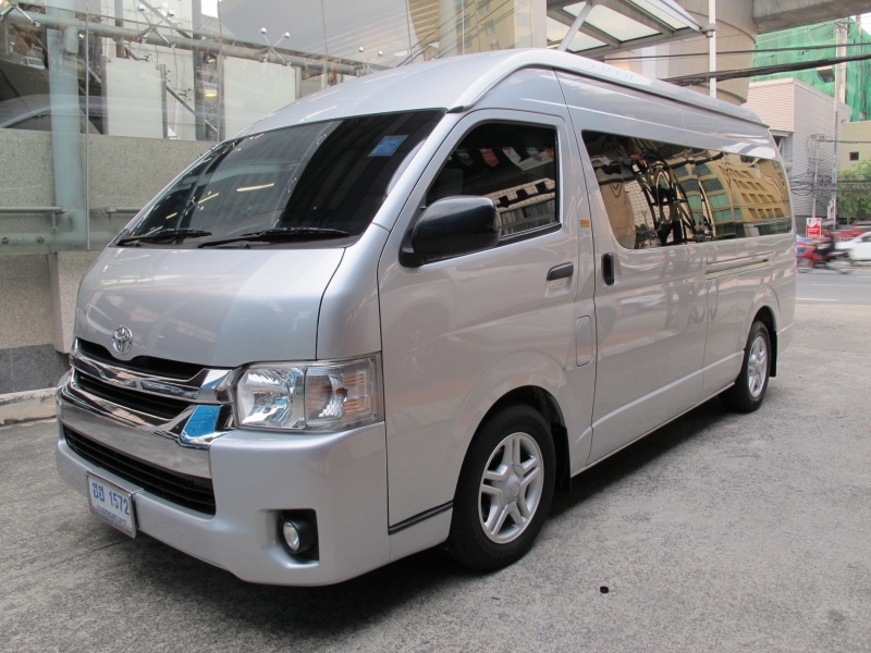 2019 TOYOTA COMMUTER 3.0 D4D