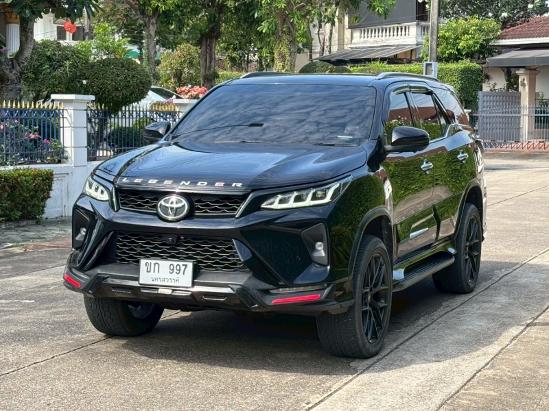2021 TOYOTA FORTUNER 2.4 LEGENDER 2WD