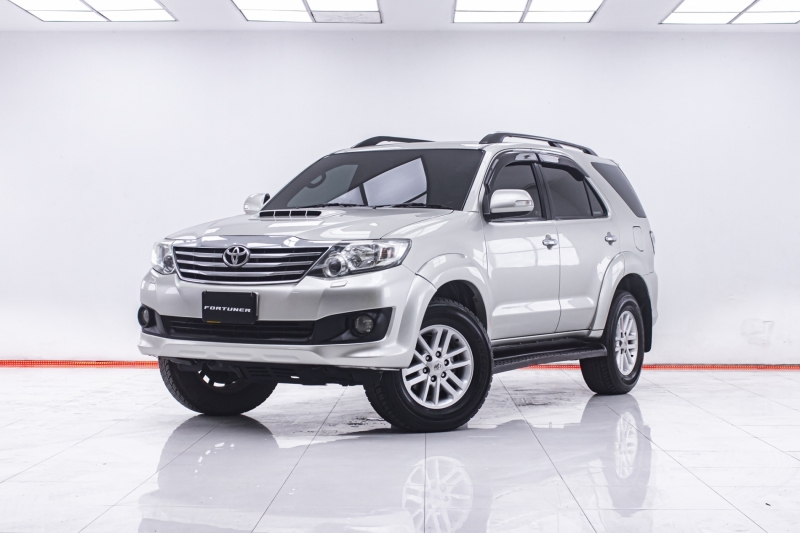 2013 TOYOTA FORTUNER 3.0 V