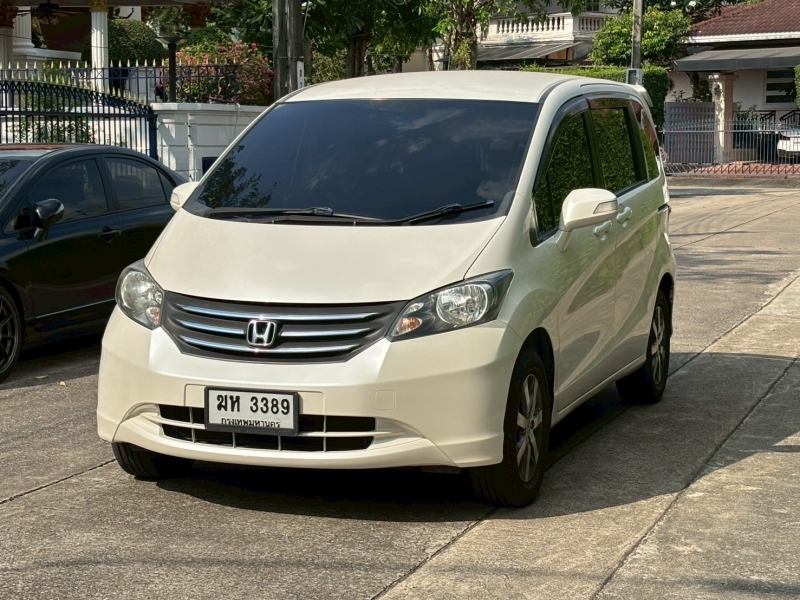 2012 HONDA FREED 1.5 SE