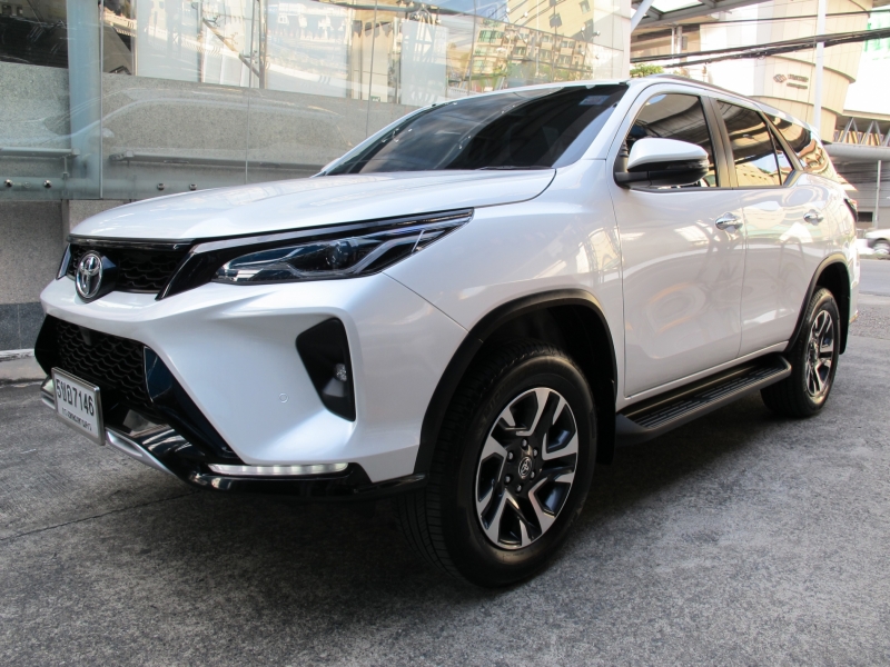 2024 TOYOTA FORTUNER 2.4 G LEADER 2WD