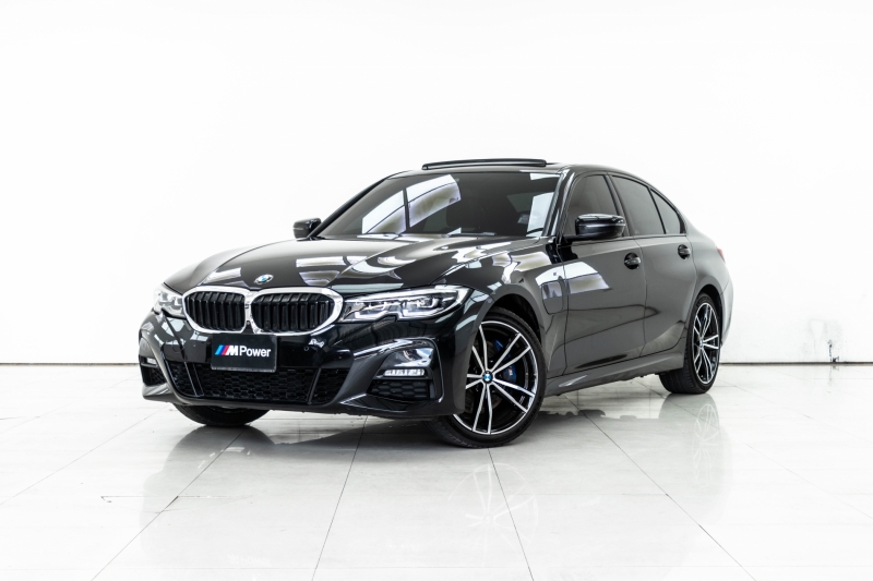 2021 BMW SERIES 3 330e M Sport LCI