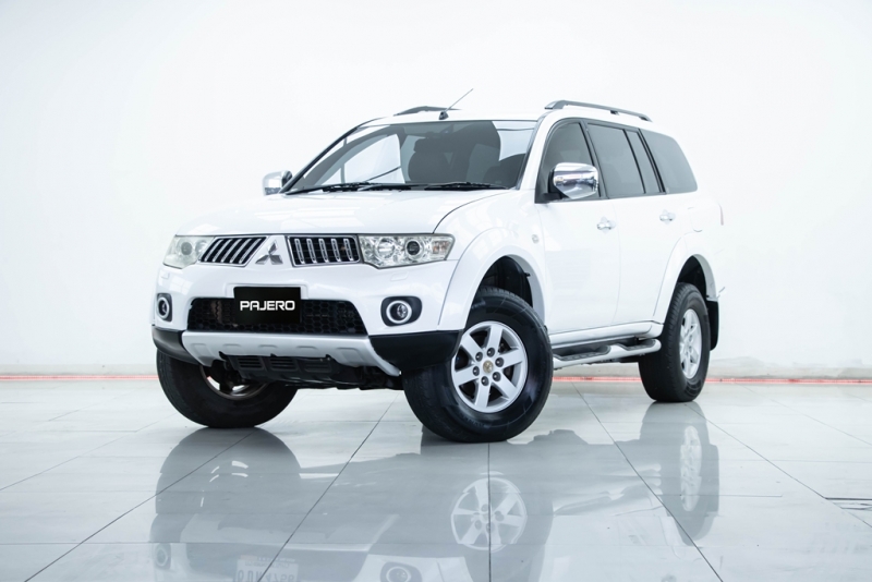 2011 MITSUBISHI PAJERO SPORT 2.5 GT 2WD