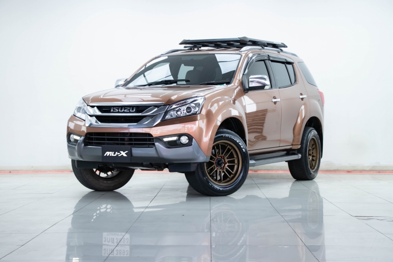 2014 ISUZU MU-X 3.0 DVD Navi