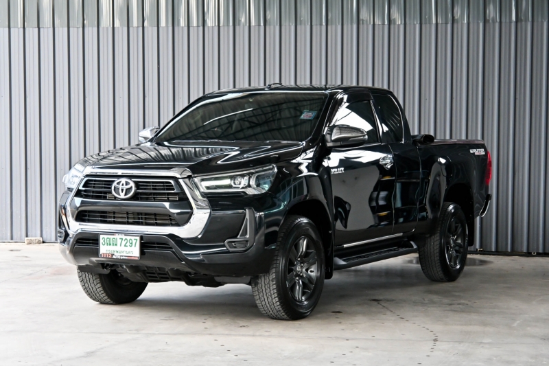 2021 TOYOTA HILUX REVO 2.4 Entry Smartcab Prerunner