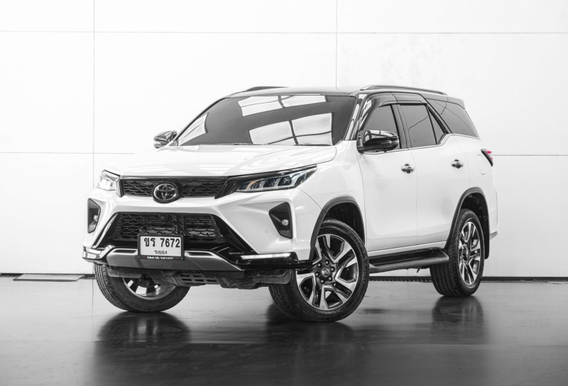 2023 TOYOTA FORTUNER 2.4 LEGENDER 4WD