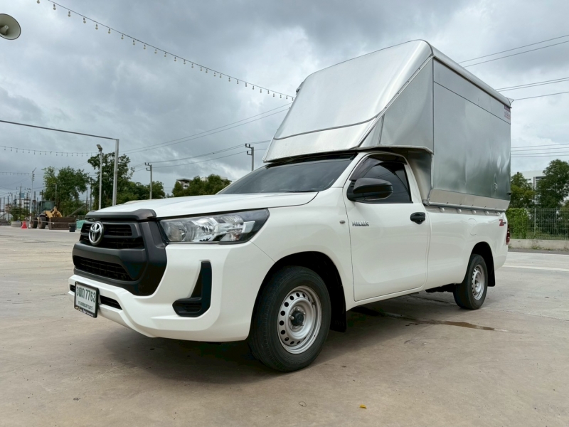 2020 TOYOTA HILUX REVO