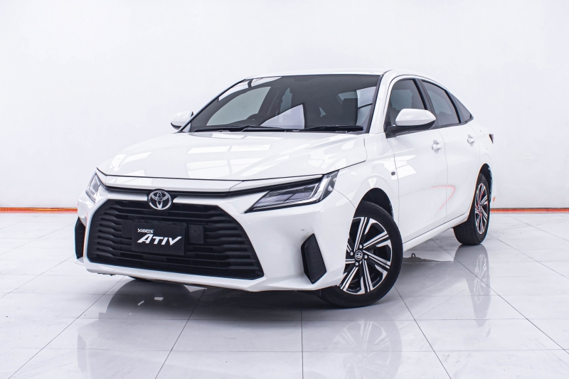 2023 TOYOTA YARIS ATIV Sport