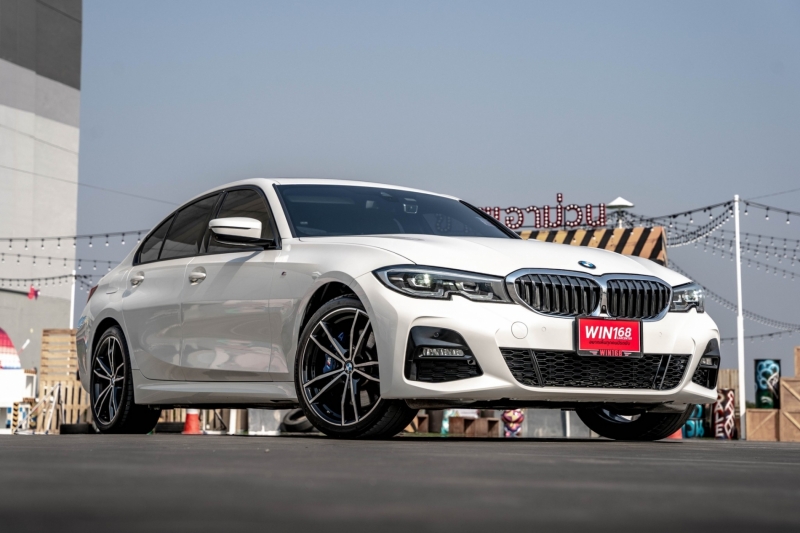2020 BMW SERIES 3 330e M Sport