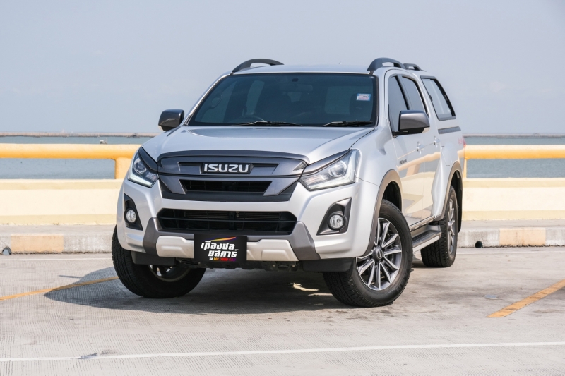 2017 ISUZU D-MAX โฉมสอง (12-19) V-CROSS CAB4 3.0 VGS Z-Prestige NAVI