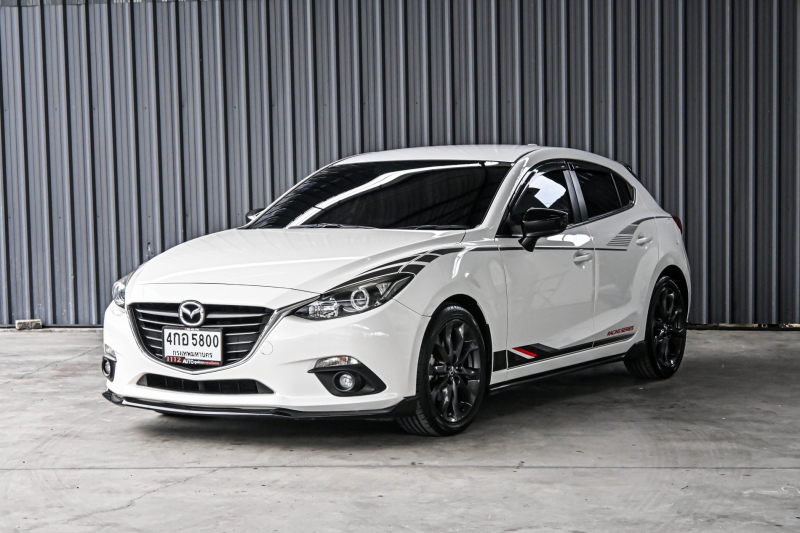 2016 MAZDA 3 SkyActiv 2.0 S Hatchback