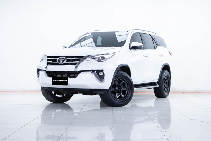 2018 TOYOTA FORTUNER 2.4 V 4WD