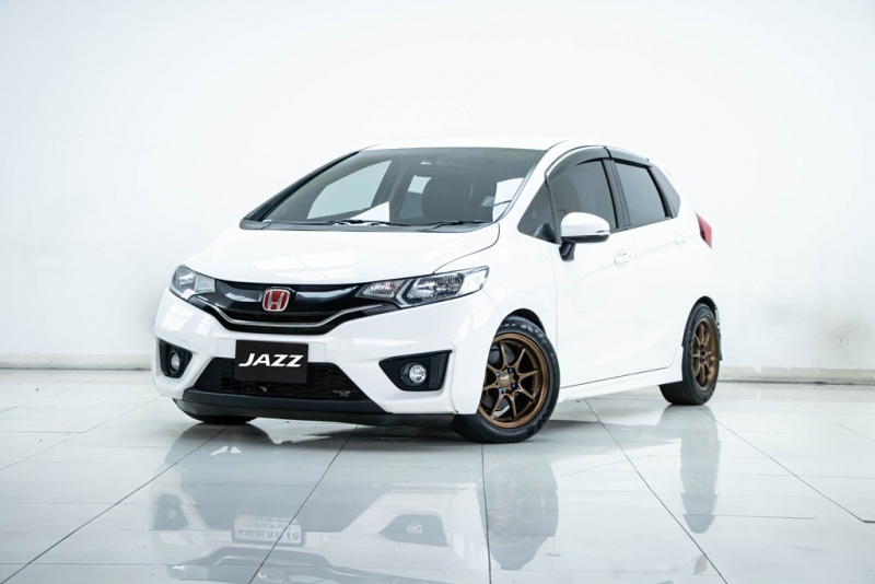 2014 HONDA JAZZ 1.5 SV i-VTEC
