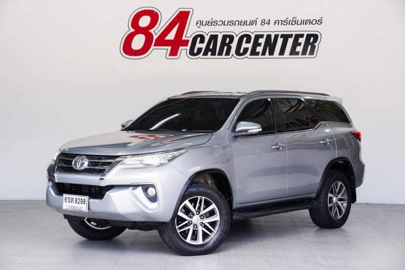 2015 TOYOTA FORTUNER 2.4 V 4WD