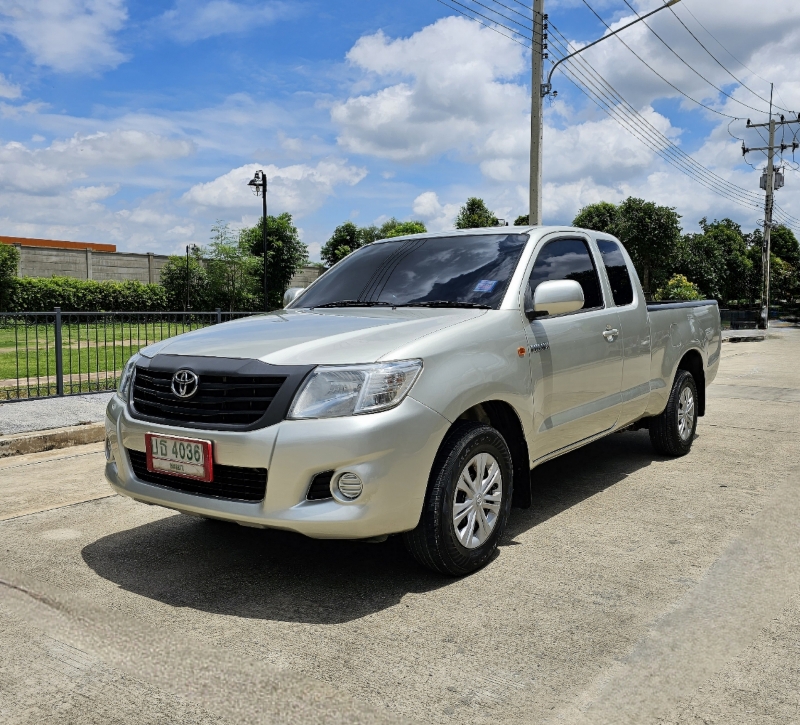 2011 TOYOTA HILUX VIGO 2.5 J SMART CAB