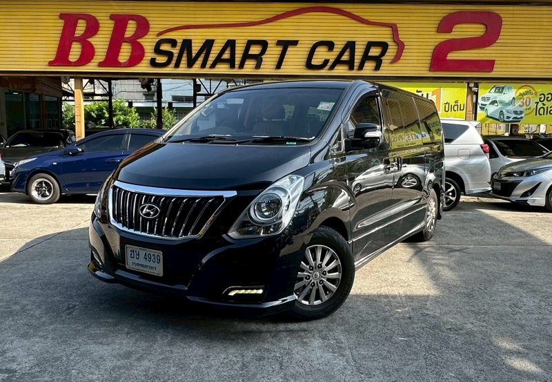 2017 HYUNDAI H-1 2.5 ELITE