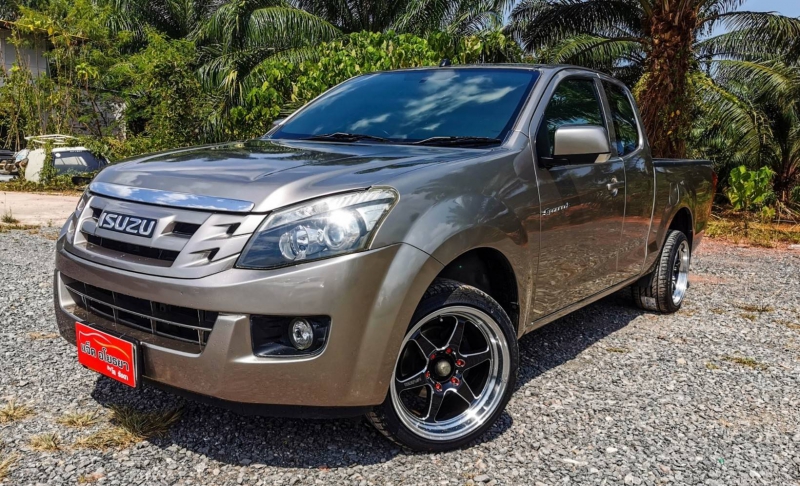 2011 ISUZU D-MAX โฉมสอง (12-19) SPACE CAB 2.5 Z