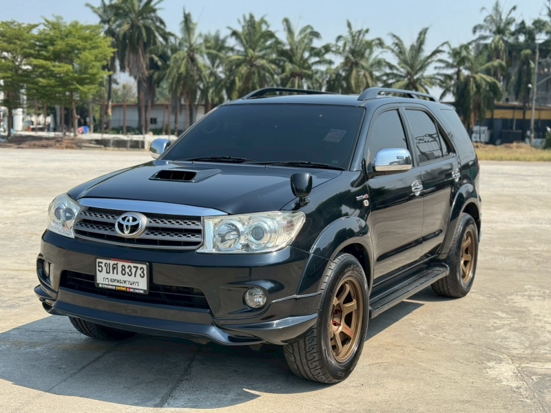 2010 TOYOTA FORTUNER 3.0 V