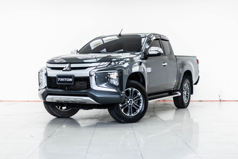 2019 MITSUBISHI TRITON MEGA CAB 2.4 GLX PLUS