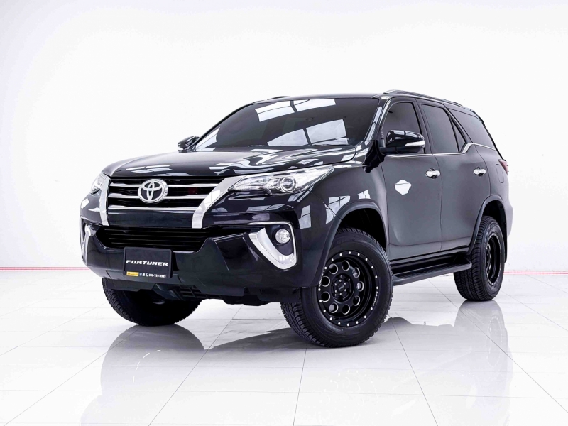 2017 TOYOTA FORTUNER 2.4 V