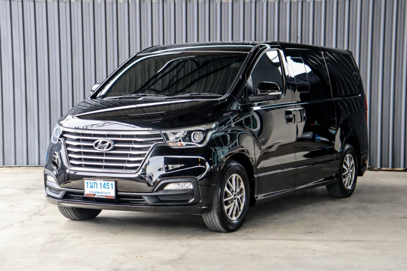 2020 HYUNDAI H-1 2.5 DELUXE