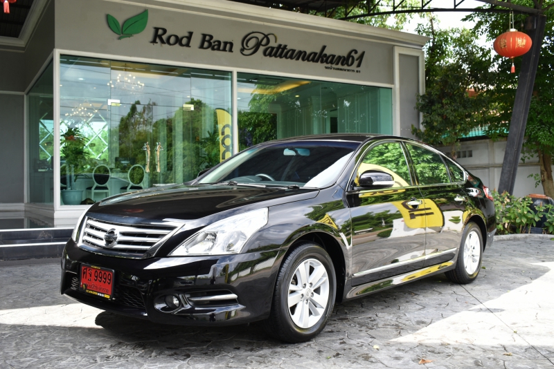 2013 NISSAN TEANA 2.0 XL