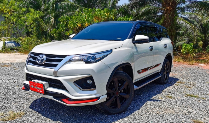 2018 TOYOTA FORTUNER 2.8 TRD Sportivo 2WD