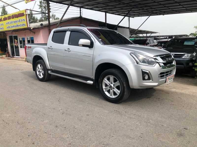 2018 ISUZU D-MAX โฉมสอง (12-19) Hi-Lander CAB4 1.9 Ddi Z