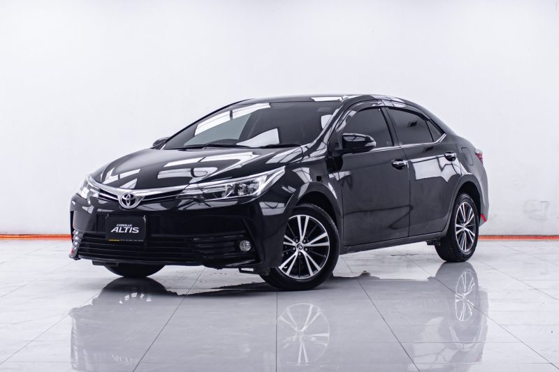 2017 TOYOTA COROLLA ALTIS 1.8 E