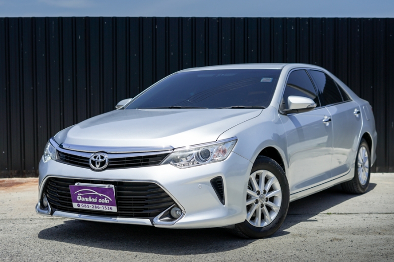 2017 TOYOTA CAMRY 2.0 G