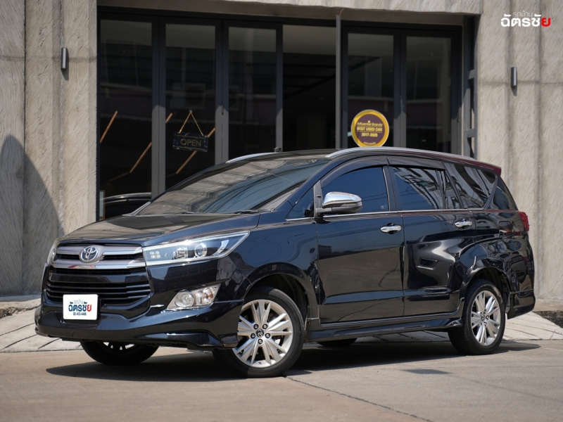 2019 TOYOTA INNOVA 2.8 V