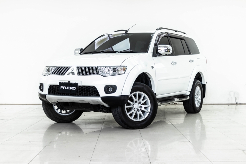 2013 MITSUBISHI PAJERO SPORT 2.5 GT 4WD