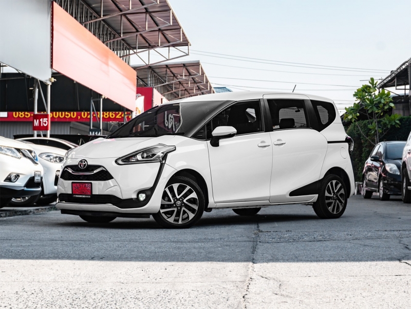 2021 TOYOTA SIENTA 1.5 V