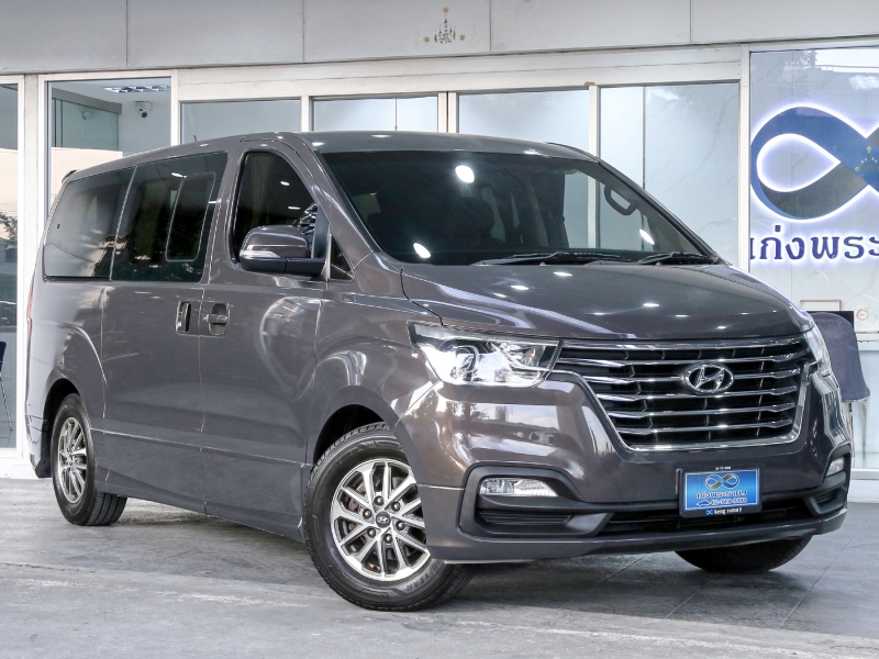 2019 HYUNDAI H-1 2.5 ELITE