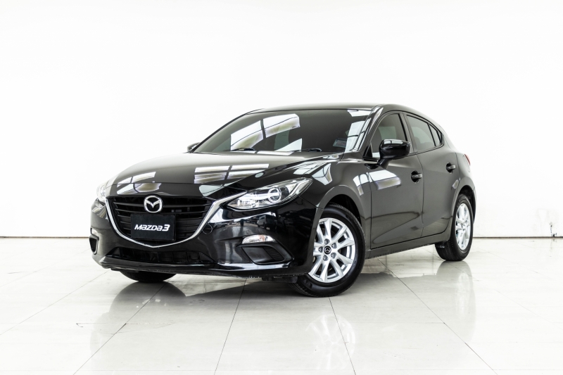2017 MAZDA 3 SkyActiv 2.0 E Hatchback