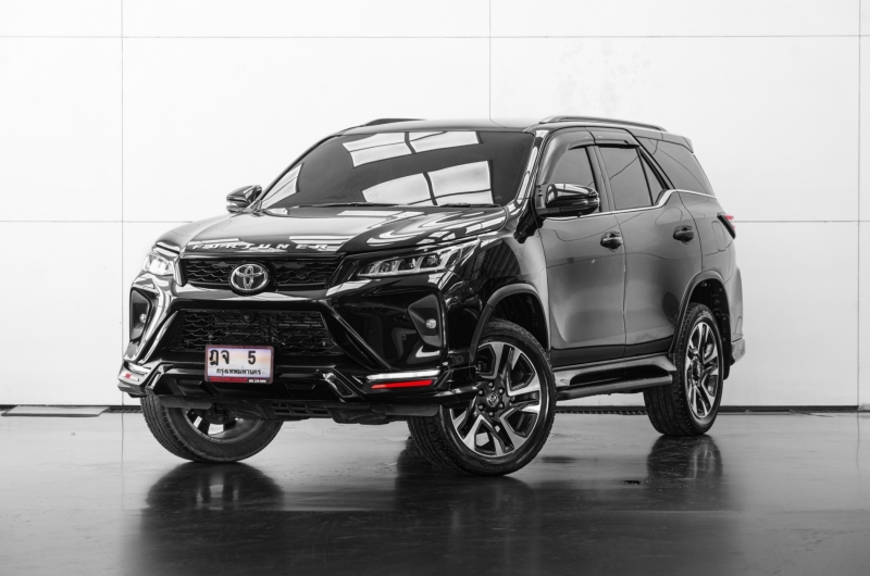 2020 TOYOTA FORTUNER 2.4 LEGENDER 2WD