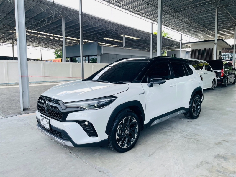 2023 TOYOTA CROSS HEV GR Sport