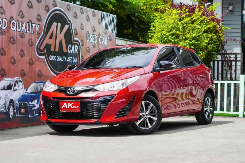 2020 TOYOTA YARIS 1.2 E