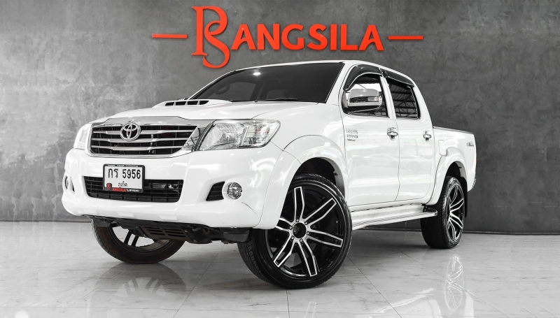 2013 TOYOTA HILUX VIGO 3.0 G DOUBLE CAB PRERUNNER
