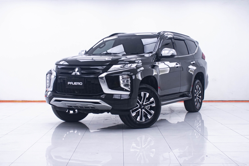 2021 MITSUBISHI PAJERO