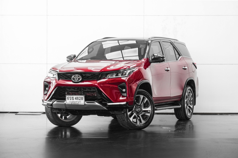 2021 TOYOTA FORTUNER 2.4 LEGENDER 4WD