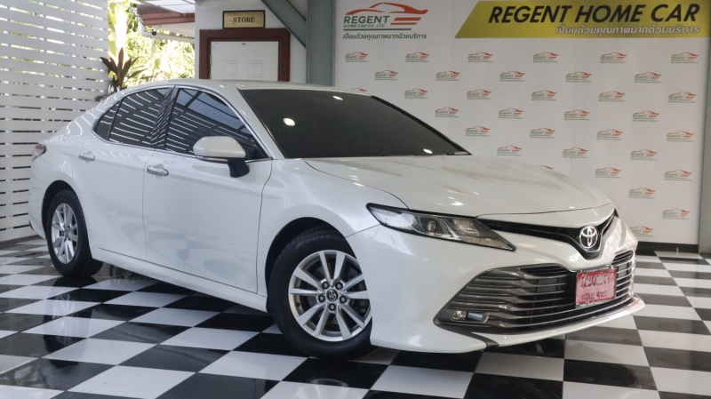 2019 TOYOTA CAMRY 2.0 G