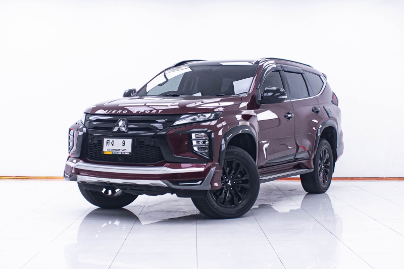 2023 MITSUBISHI PAJERO