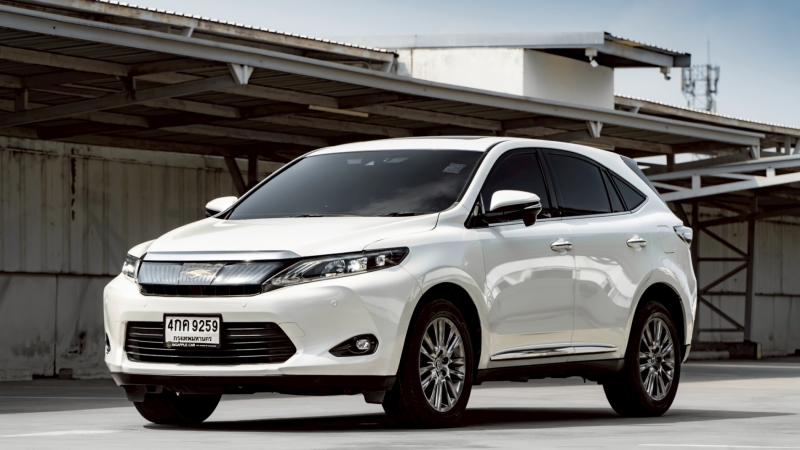 2015 TOYOTA HARRIER 2.0