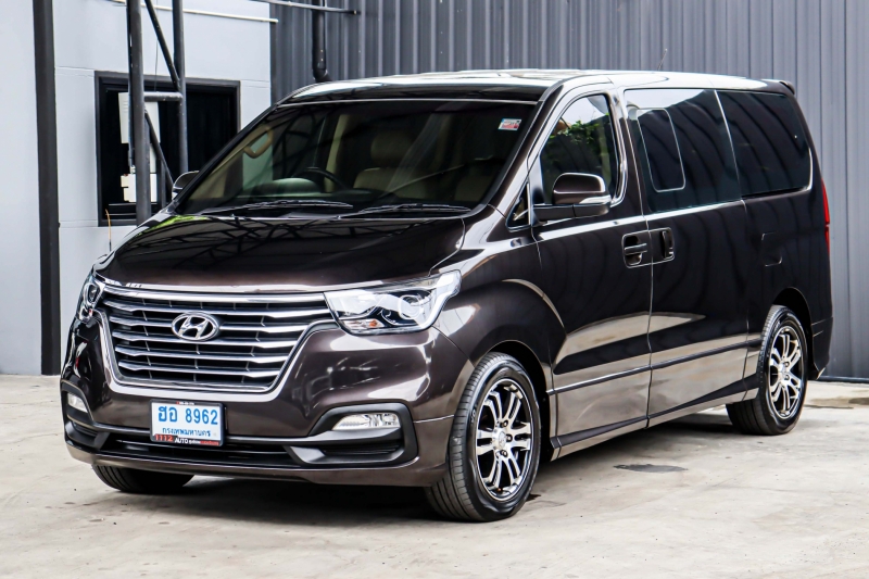 2019 HYUNDAI H-1 2.5 ELITE